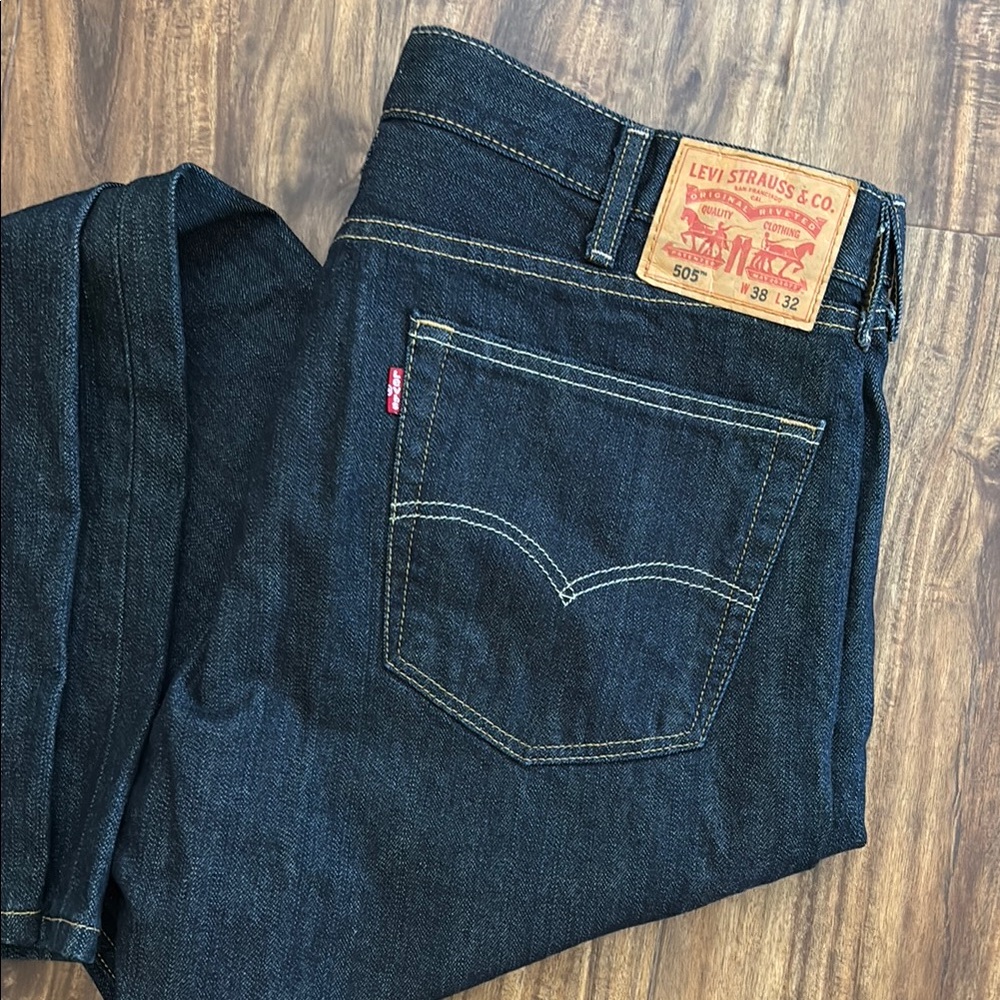 Levi's Men's Deep Indigo Relaxed Jeans NWOT